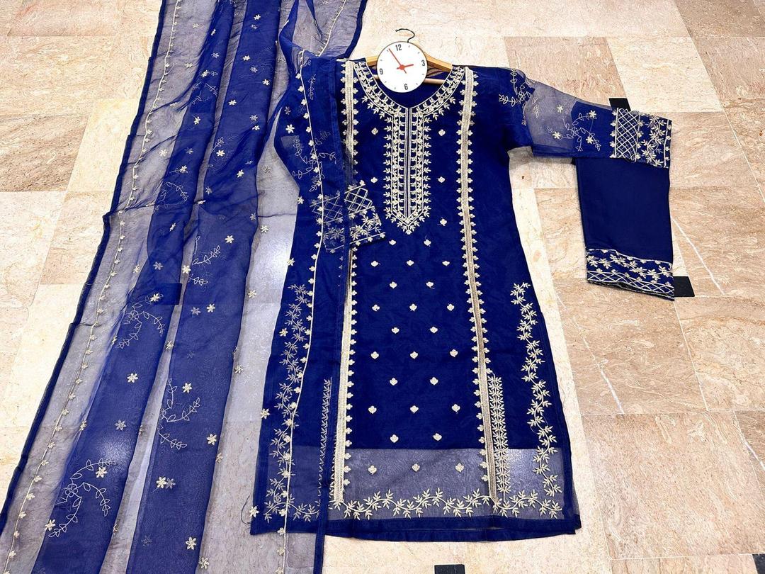 3 Pcs Women's Stitched Organza Suit with Embroidered Dupatta